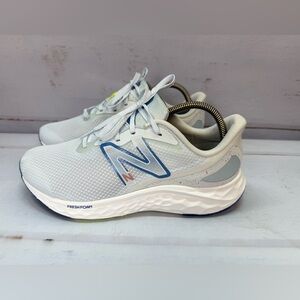 New Balance Fresh Foam Arishi V4 Women’s 10.5D Blue White Running Shoes WARISCI4